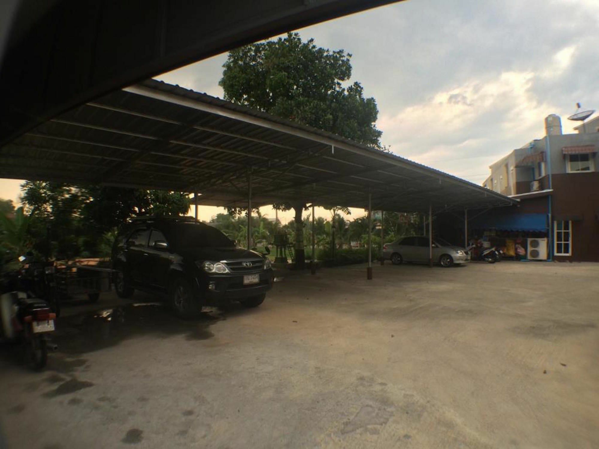 Bannita Hotel Hat Yai Bagian luar foto